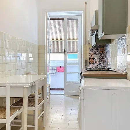 Domus Michele Ii Monte Mario Station Apartment Rome