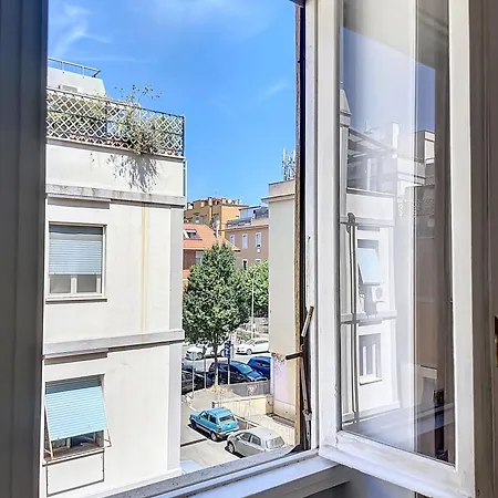 Apartment Domus Michele Ii Monte Mario Station Rome
